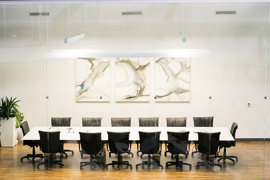 Image of an empty meeting room