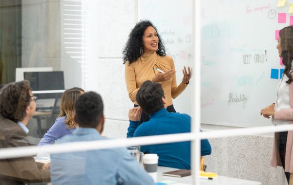 How-to-Lead-Effective-Meetings_mobile