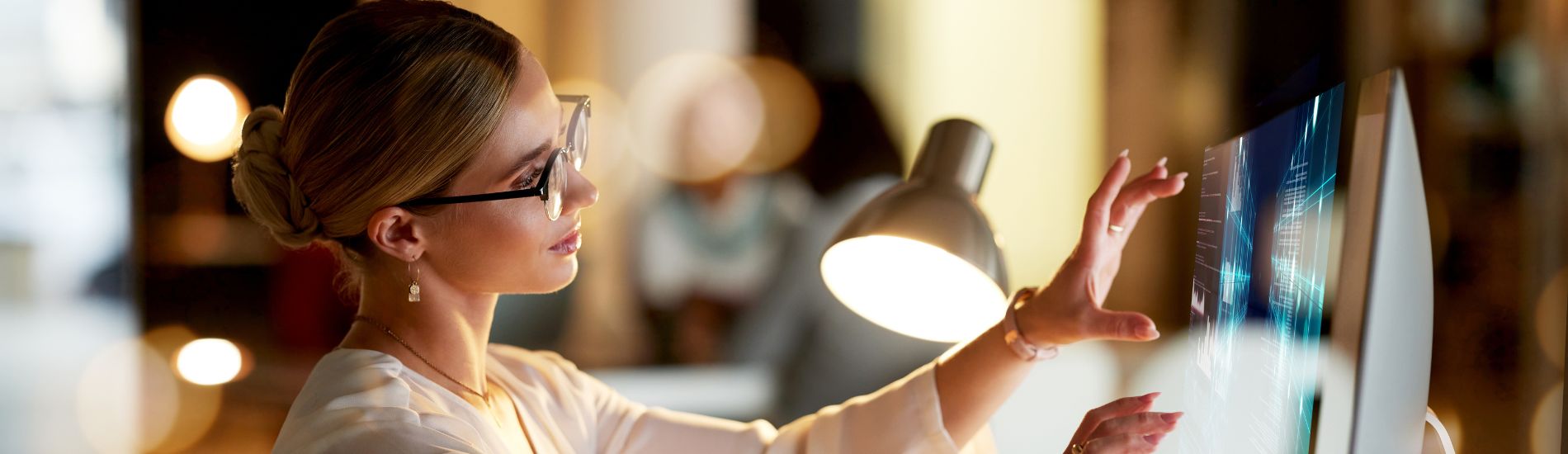 Leading-Your-Team-Through-a-Digital-Transformation_Header