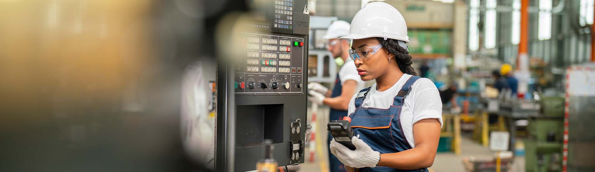 WWW_The_Situational_Leadership_Model_and_Manufacturing_1900x550