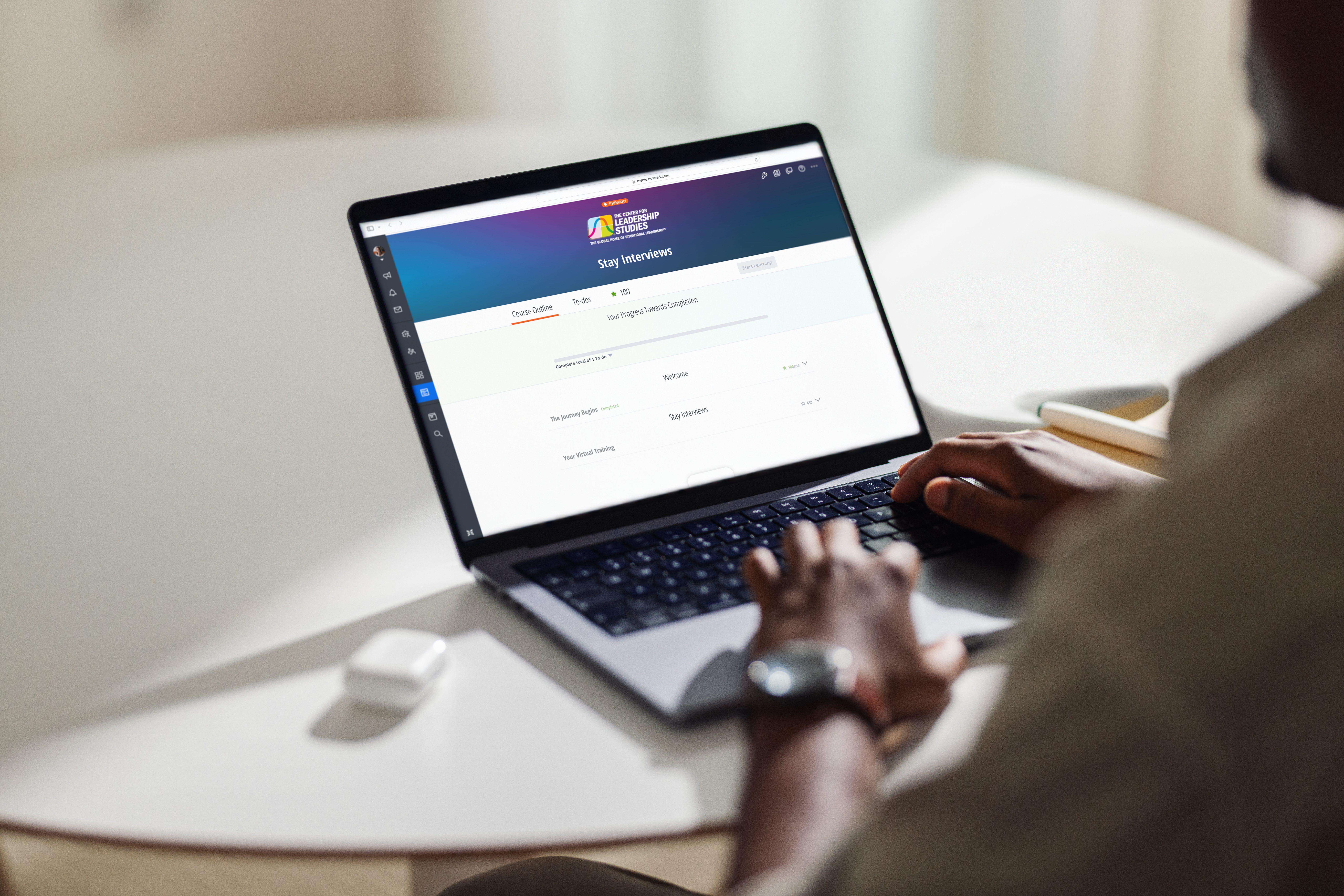 SI_laptop_GettyImages-1633205497-1